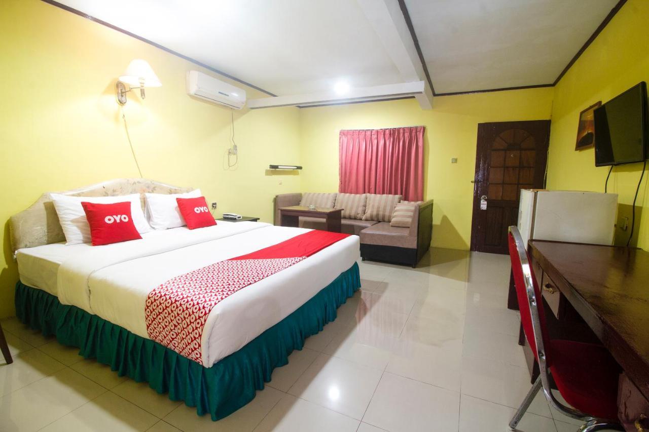 Oyo 3104 Wisata Hotel Ambon Exterior foto